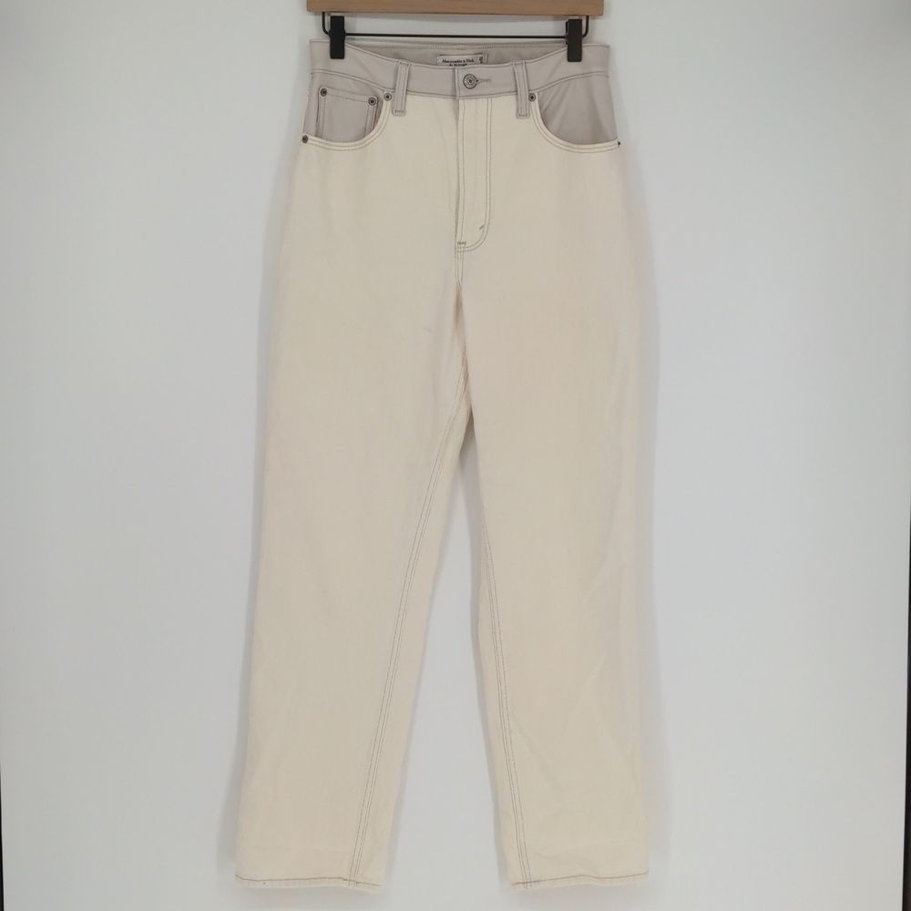 Abercrombie & Fitch Women's 90s Straight Ultra High Rise Cream Faux Leather Jean